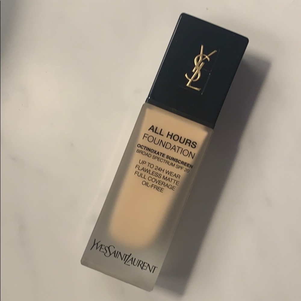 YSL All Hours Foundation - BD20